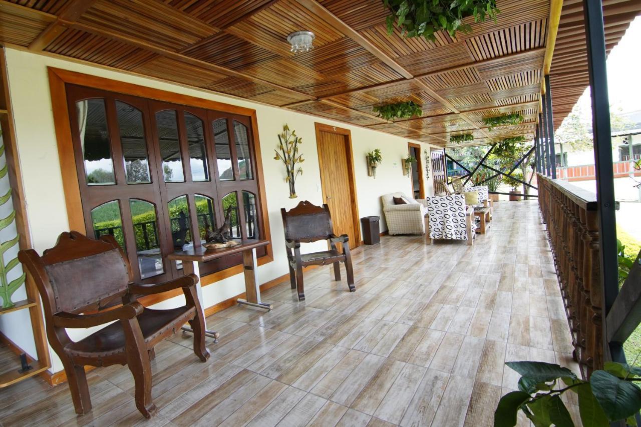 Finca Hotel Yerbabuena Combia Baja Exterior photo
